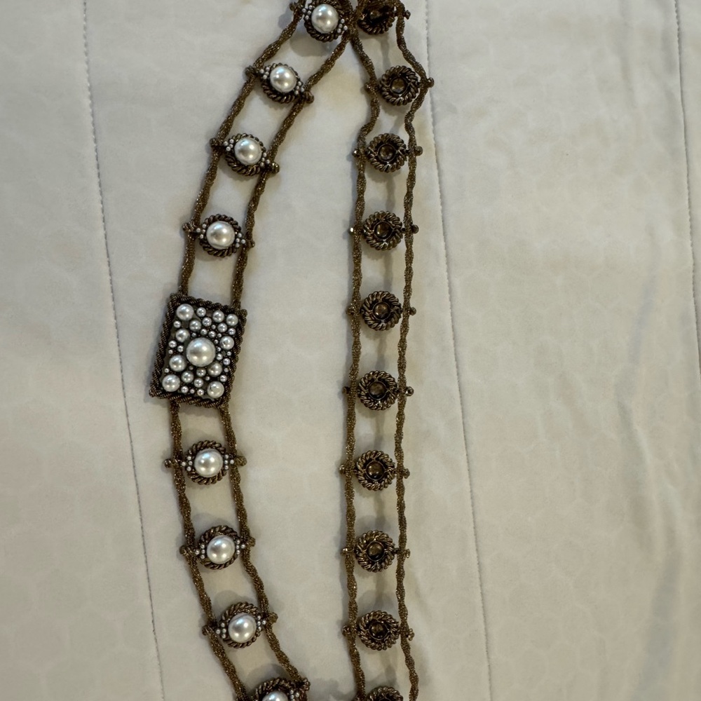 Elegant Pearl and Bronze belt